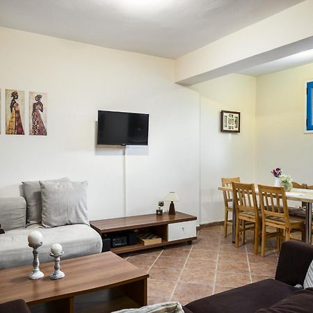 Villa Nina With Private Plunge Pool, 5Km To Corfu Town Екстериор снимка