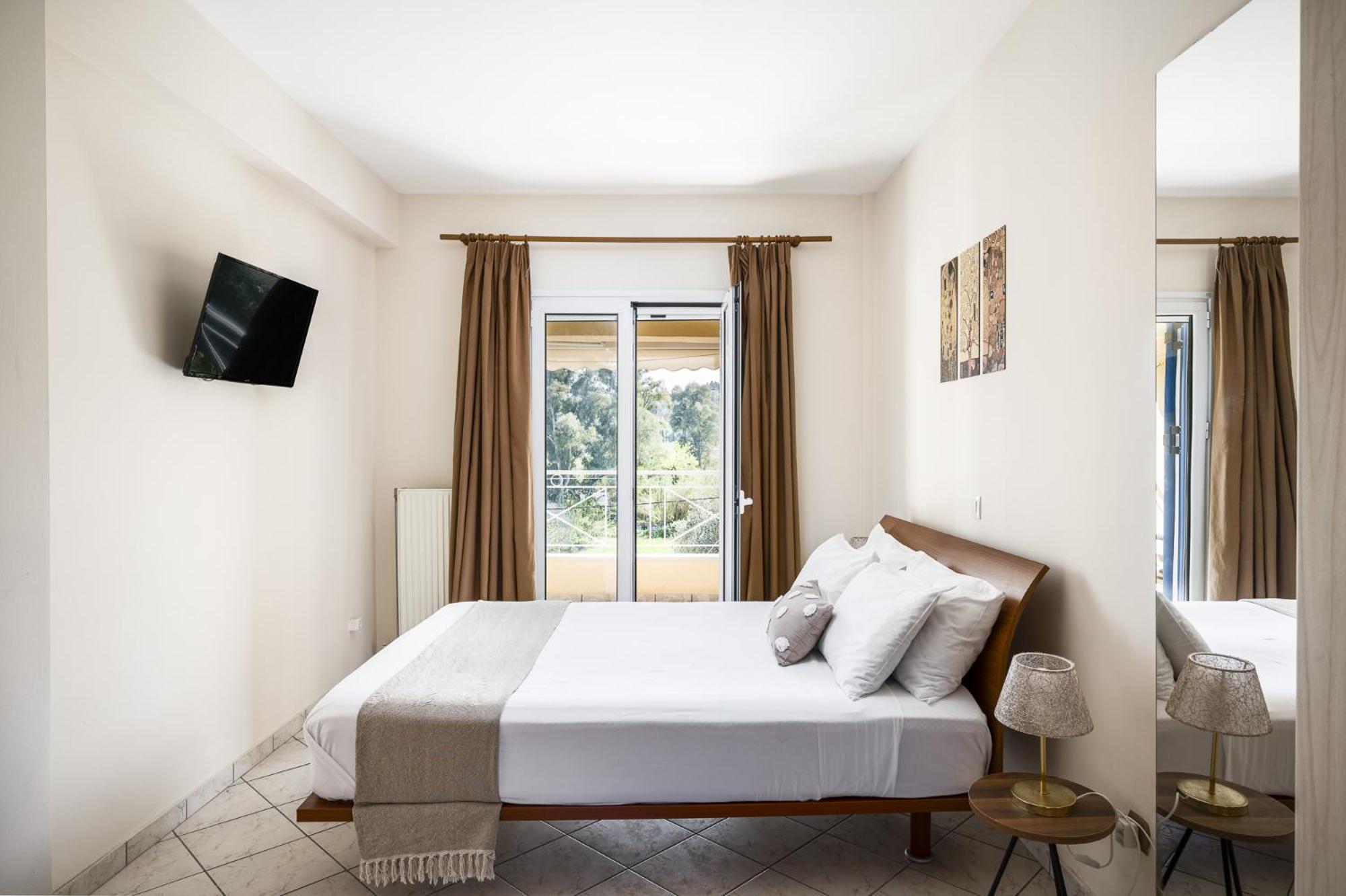 Villa Nina With Private Plunge Pool, 5Km To Corfu Town Екстериор снимка